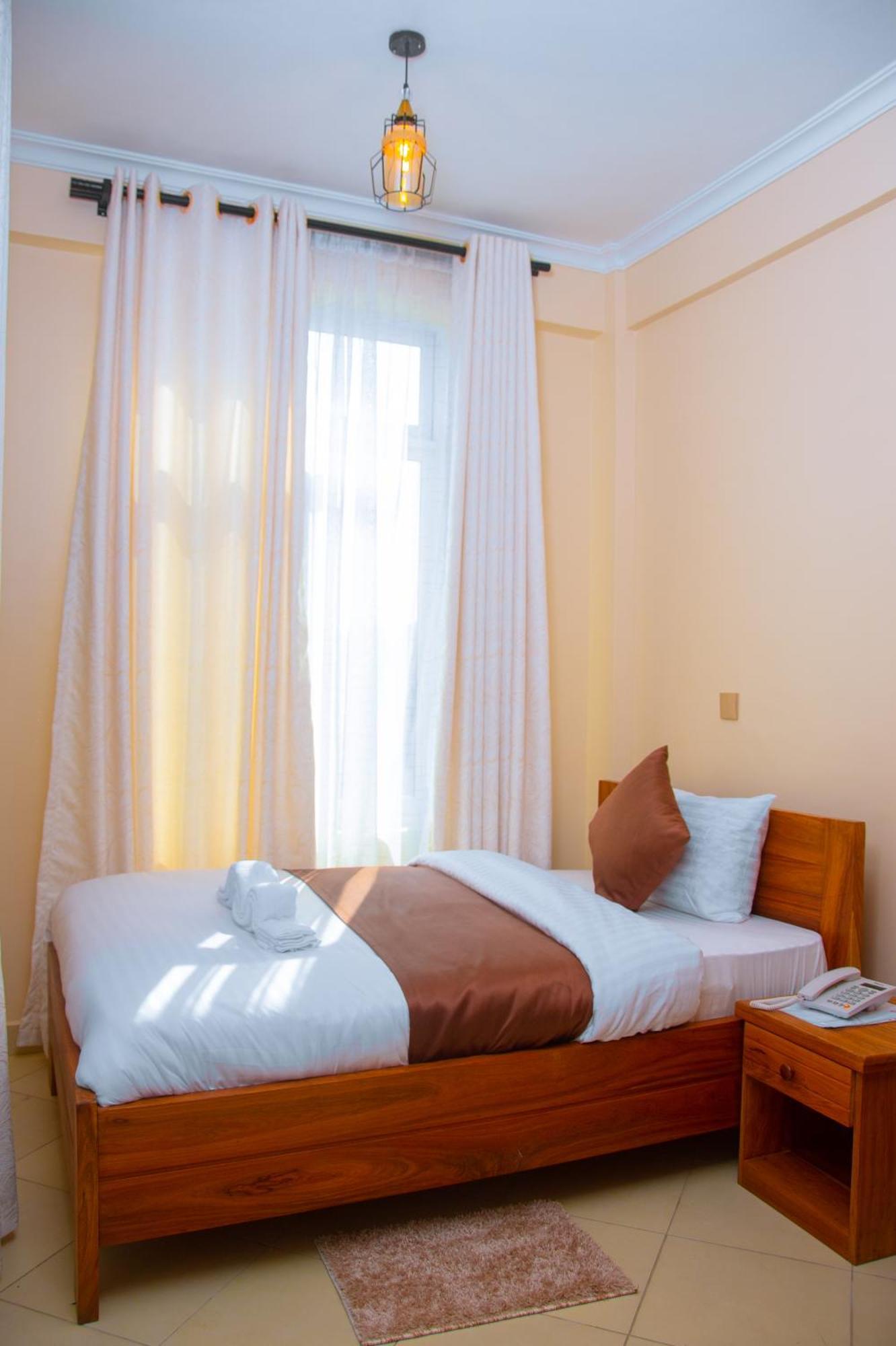 Aves Executive Hotel Arusha Eksteriør billede