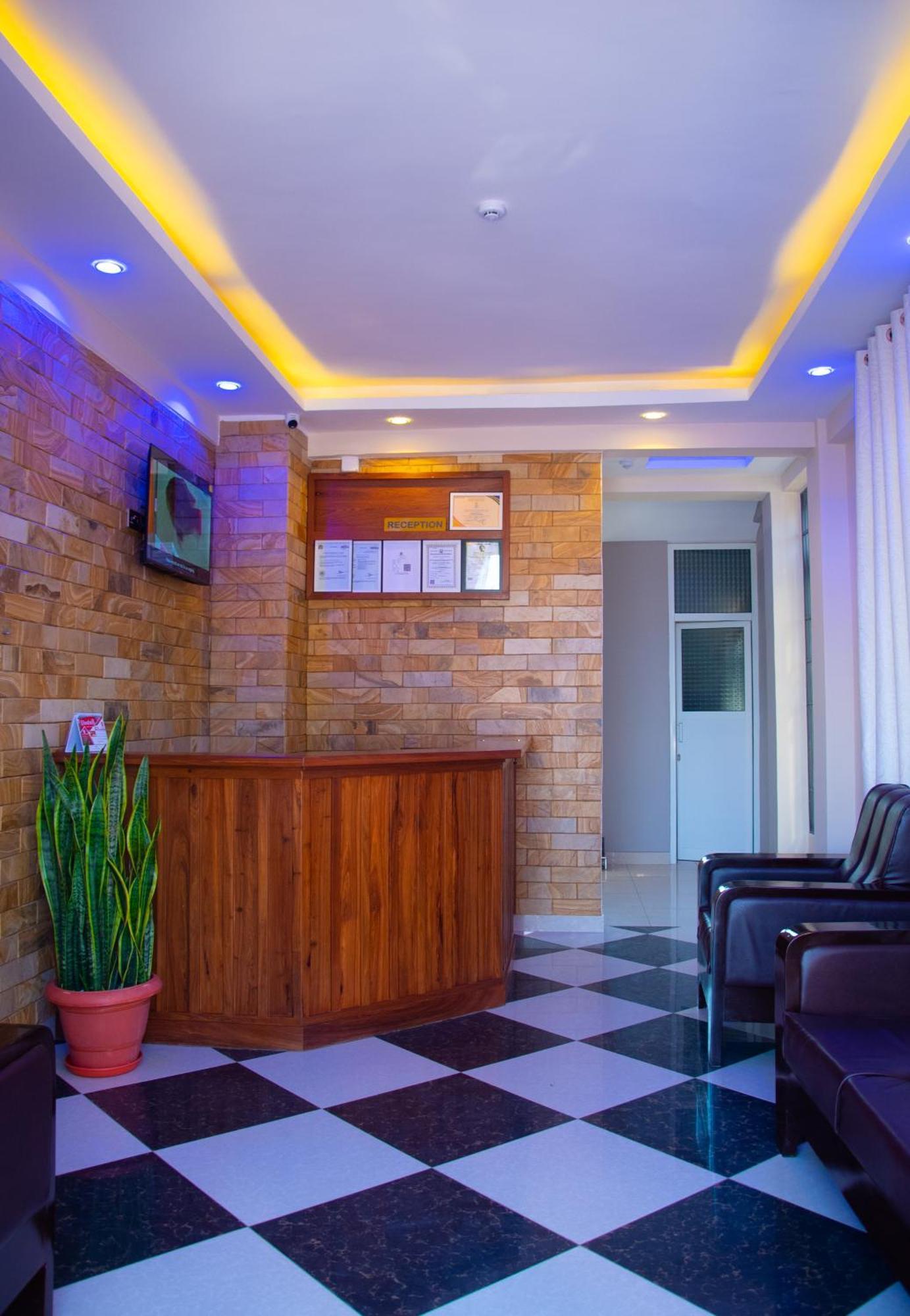 Aves Executive Hotel Arusha Eksteriør billede