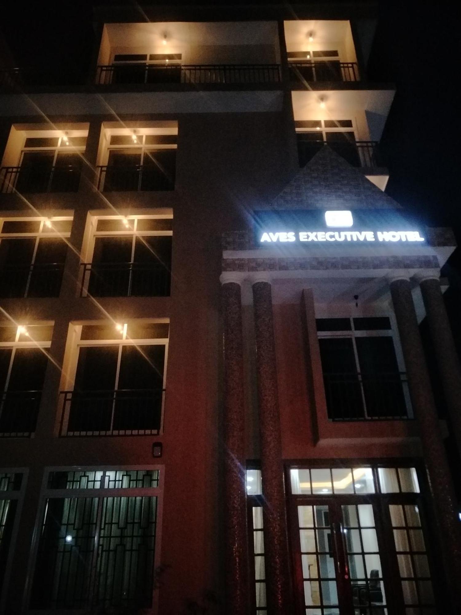 Aves Executive Hotel Arusha Eksteriør billede