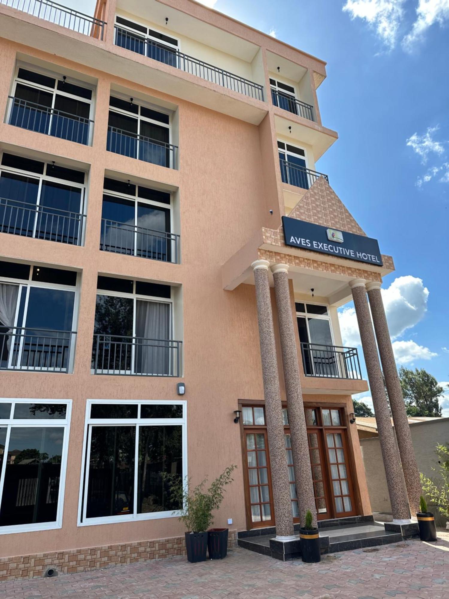 Aves Executive Hotel Arusha Eksteriør billede